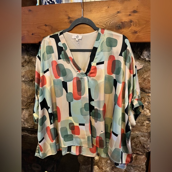 Entro Geometric Print Women's Top - Picture 1 of 3